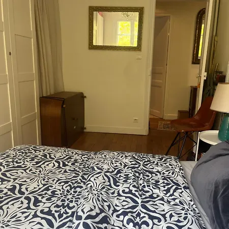 Charming Eiffel Tour/invalides Παρίσι